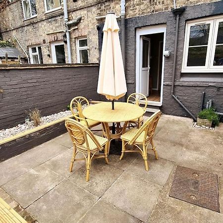 Gorgeous Two Bedroom House In Ely Buitenkant foto