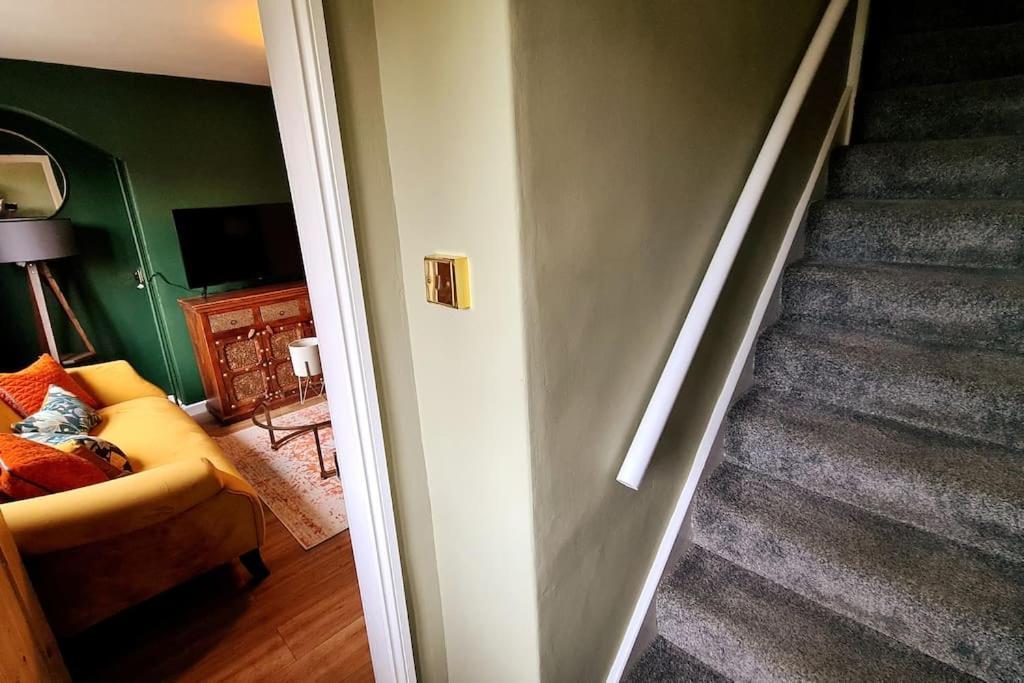 Gorgeous Two Bedroom House In Ely Buitenkant foto
