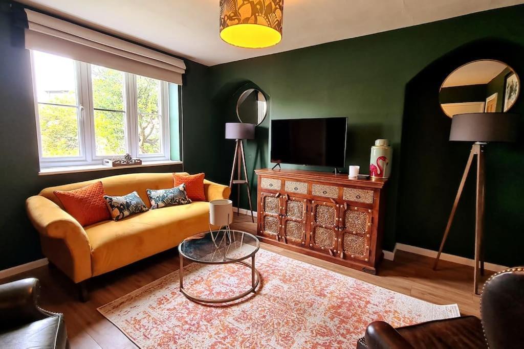 Gorgeous Two Bedroom House In Ely Buitenkant foto